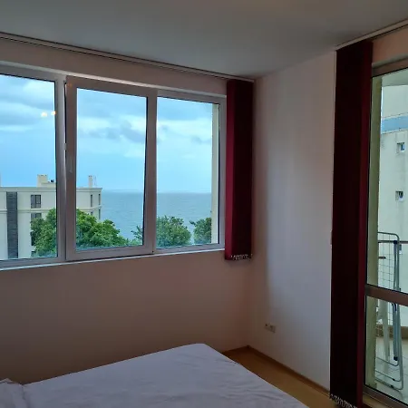 кабакум морски бриз на крачки от плажа Lägenhet *